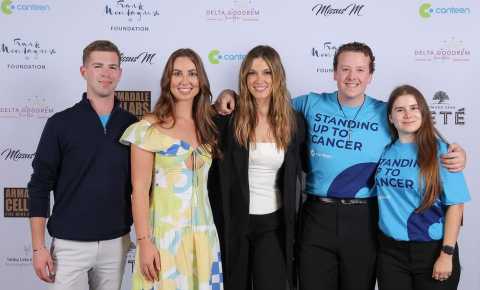 Delta Goodrem with youth ambassadors